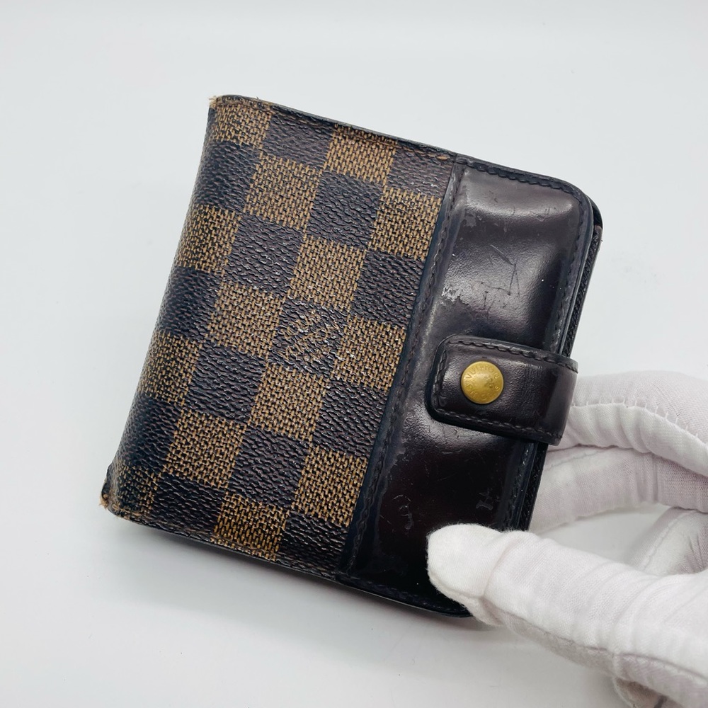 Louis Vuitton Complice Damier Zippy wallet